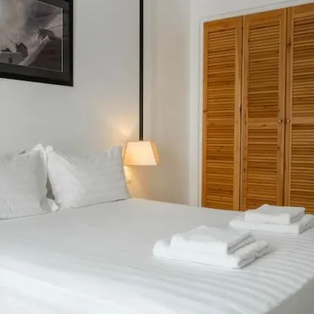 Appartamento Luxury Center Of - Sleeps 4